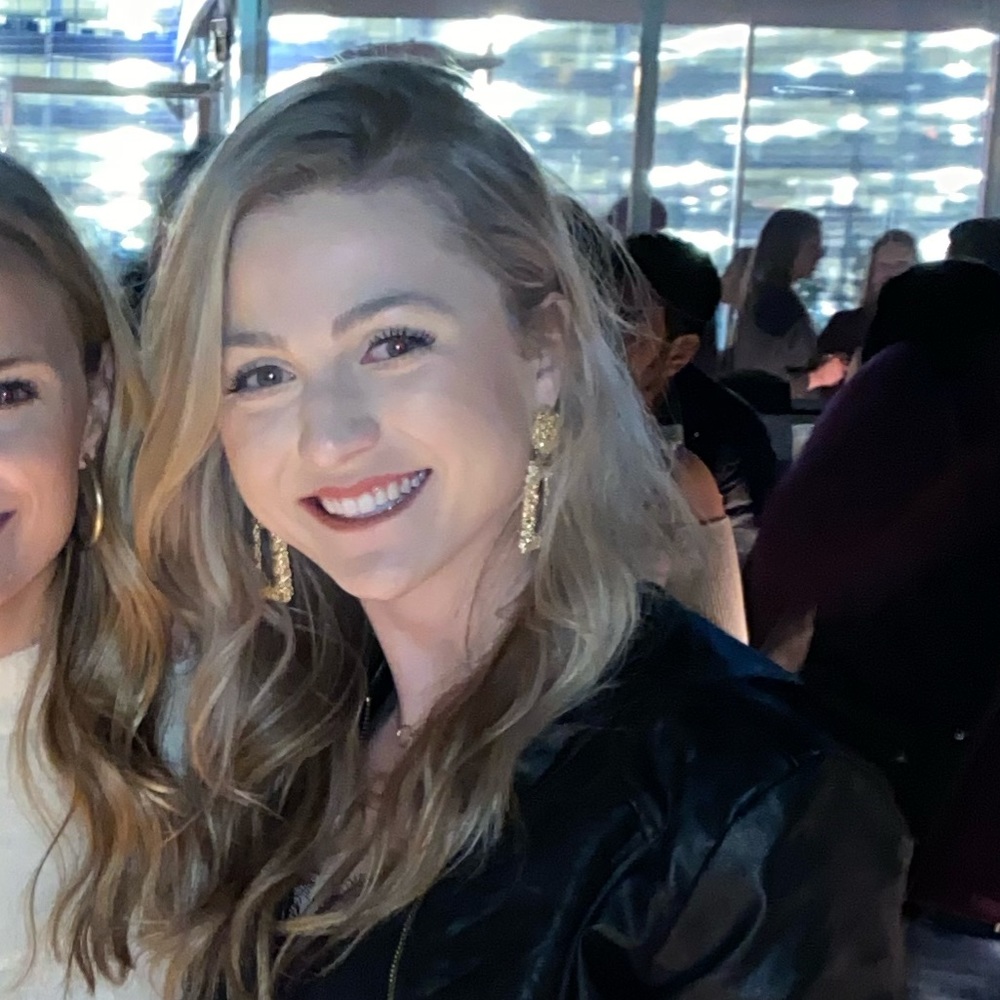 Meet your Posher, Courtney